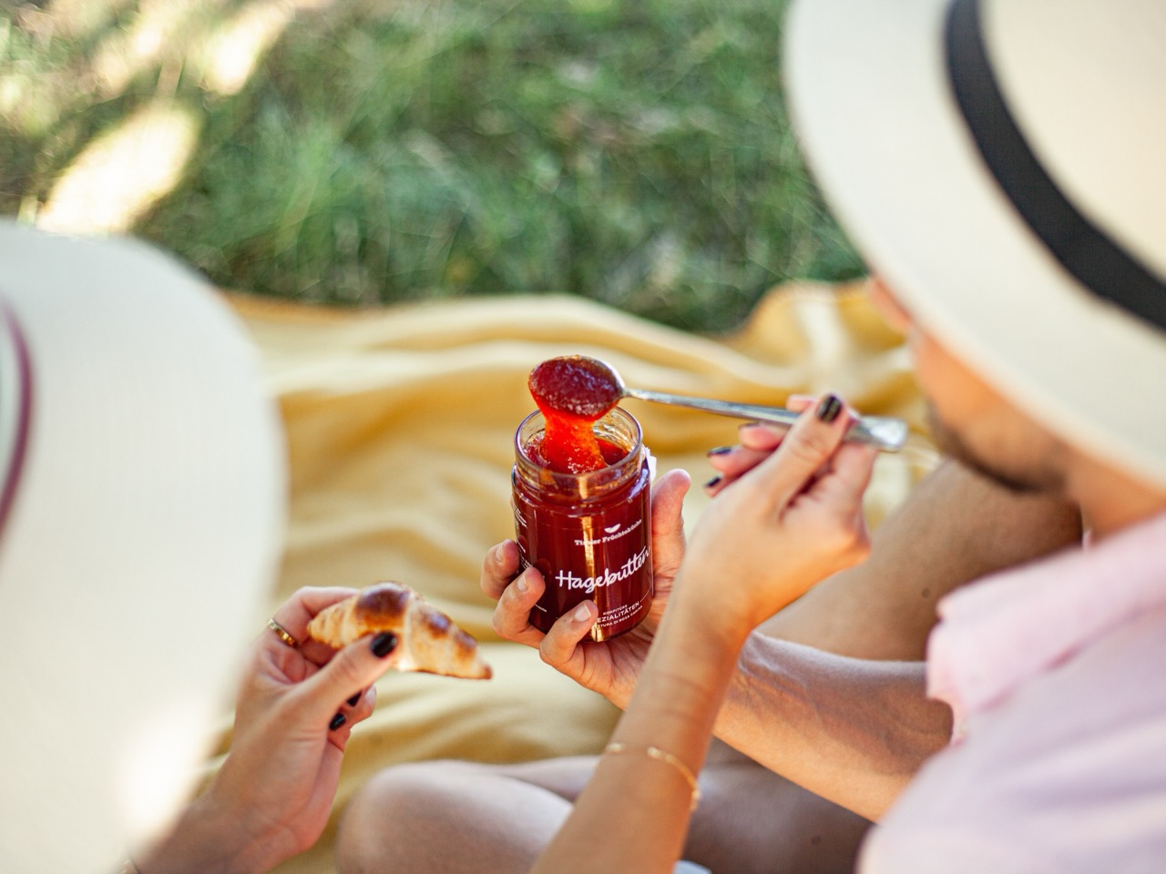 Šípkový džem UWE na lyžičke