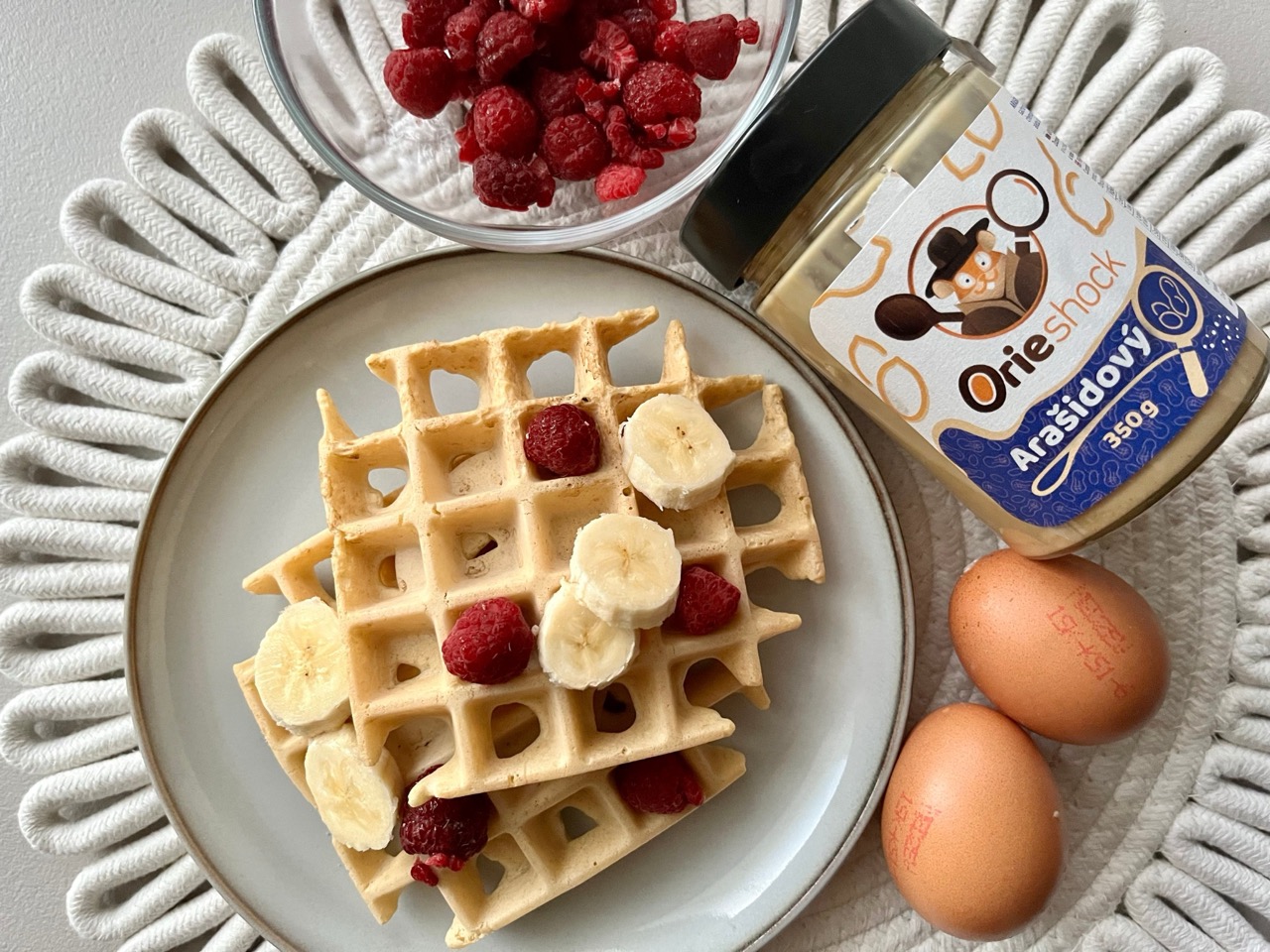 Waffle galéria servírovanie na tanieri